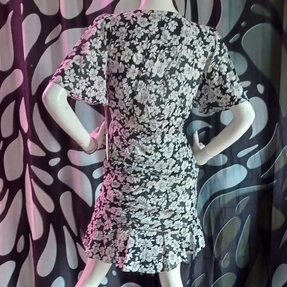 NWT Alex Marie Suzy Floral Wrap Surplice V-Neck Short Sleeve Dress - Picture 2 of 10